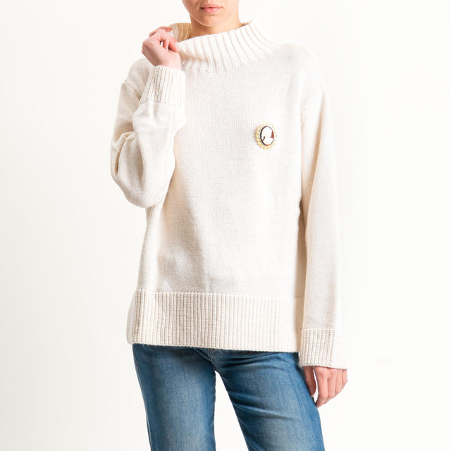 Motel-Maglia collo montato misto alpaca con spilla - ecru'