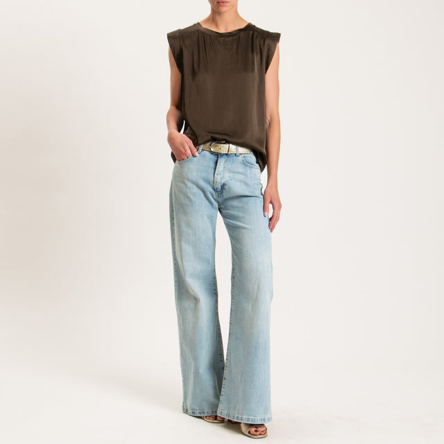 Motel-Blusa smanicata in satin - brunette