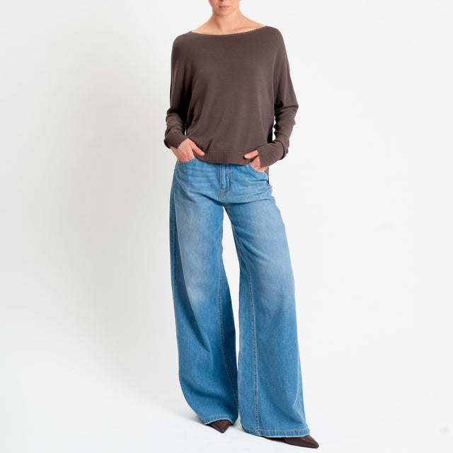 Motel-Maglia girocollo spacchi laterali - choco