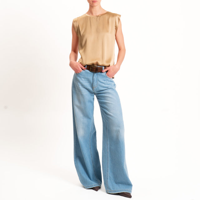 Motel-Blusa smanicata in satin viscosa elasticizza - desert