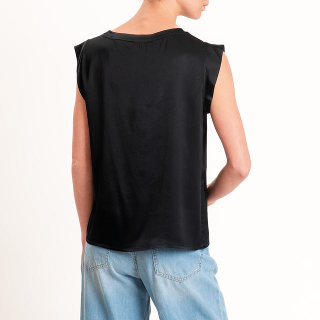 Motel-Blusa smanicata in satin viscosa elasticizzata - nero