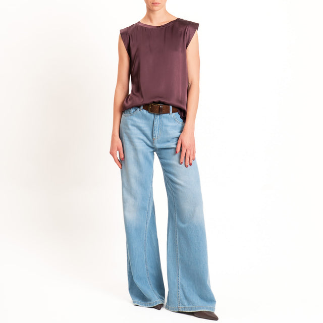 Motel-Blusa smanicata in satin viscosa elasticizza - burgundy