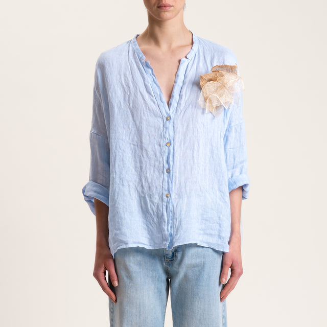 Motel-Camicia in lino con spilla - cielo