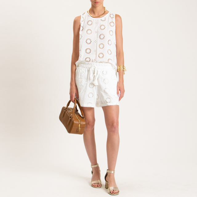 Motel-Top con pizzo sangallo - bianco