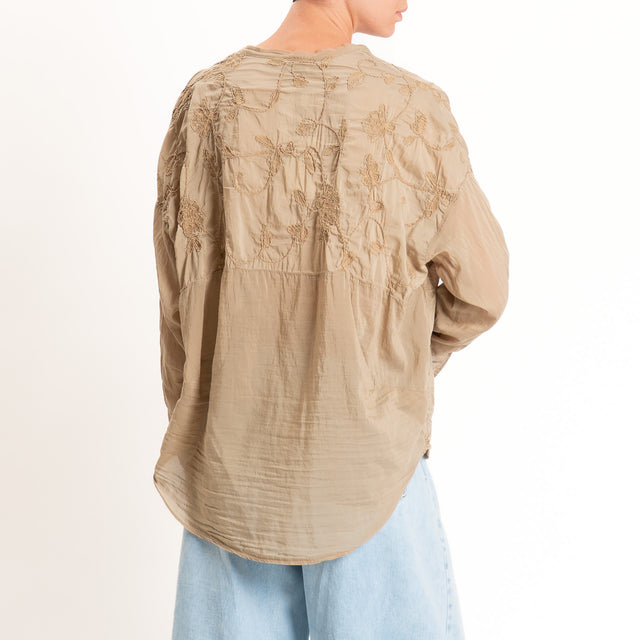 Motel-Camicia mussola misto seta con ricami - cammello