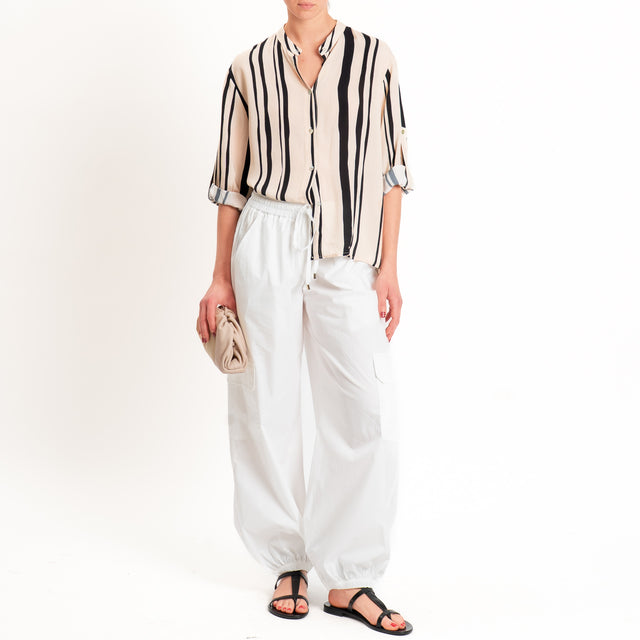Motel-Pantalone cargo parachute con coulisse - bianco