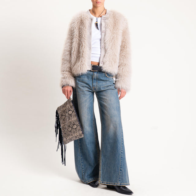 Motel- Bomber ecopelliccia con bordo in maglia- avena
