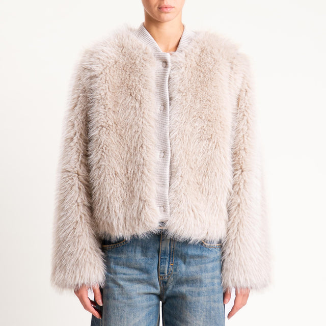 Motel- Bomber ecopelliccia con bordo in maglia- avena