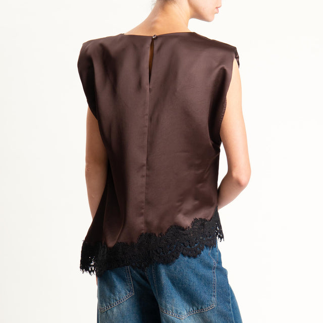 Motel- Blusa smanicata satin con pizzo - marrone/nero