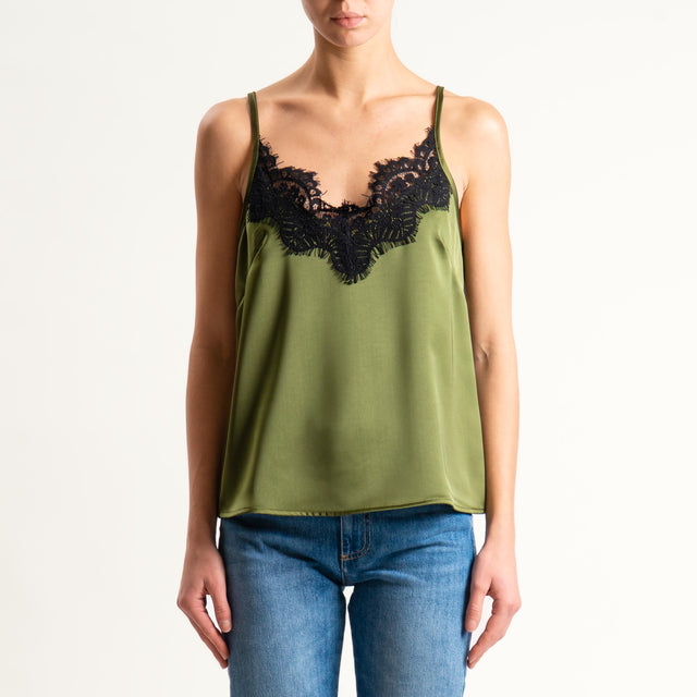 Motel-Top satin con pizzo - militare/nero