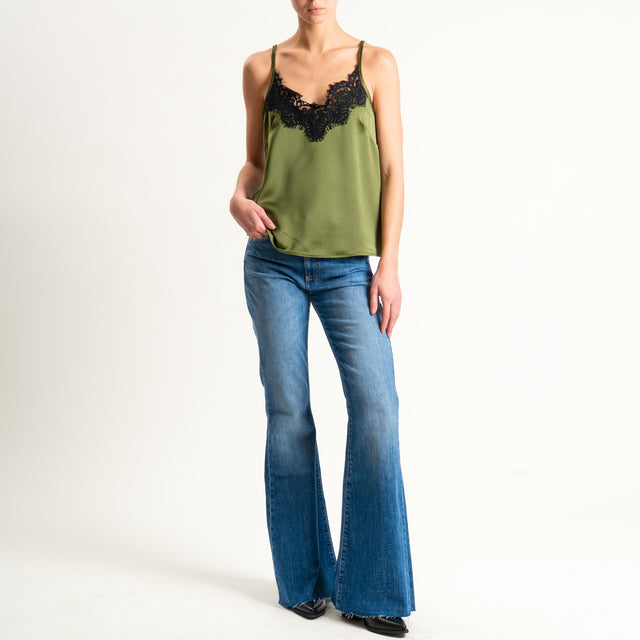 Motel-Top satin con pizzo - militare/nero