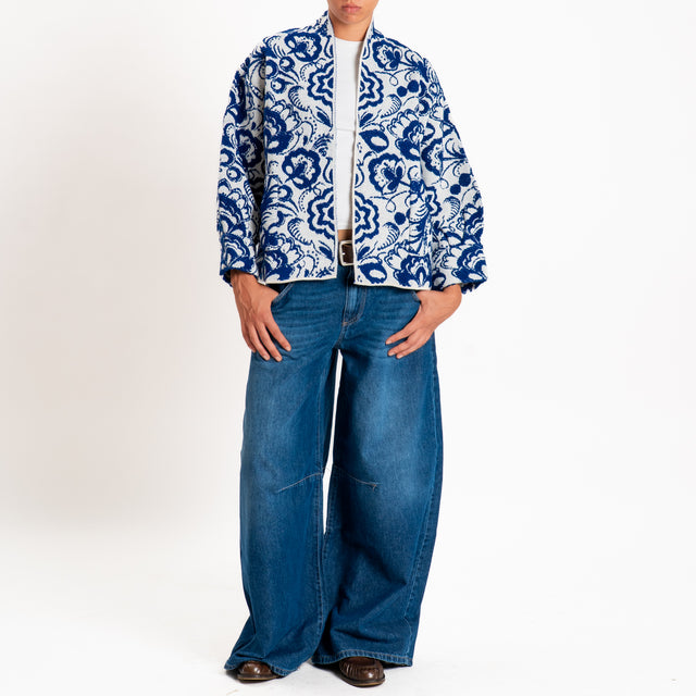 Motel-Cardigan misto alpaca fantasia floreale - panna/blu