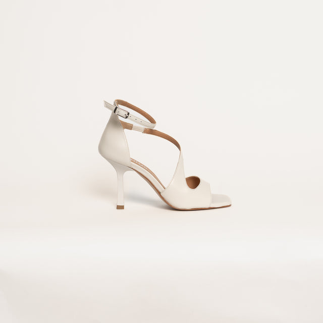 Ovyè-Sandalo con tacco - off white