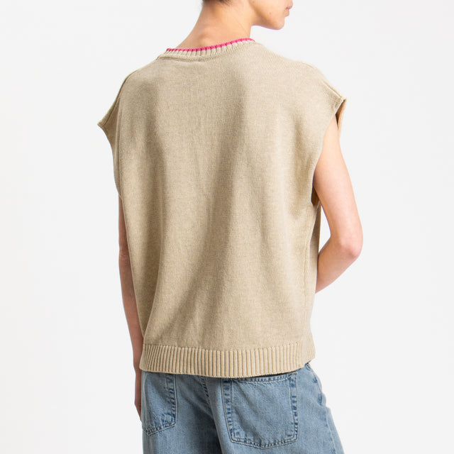 Tensione in-Maglia smanicata n5 - sand/fucsia
