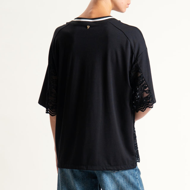 Philia Loft-T-shirt n87 con pizzo - nero