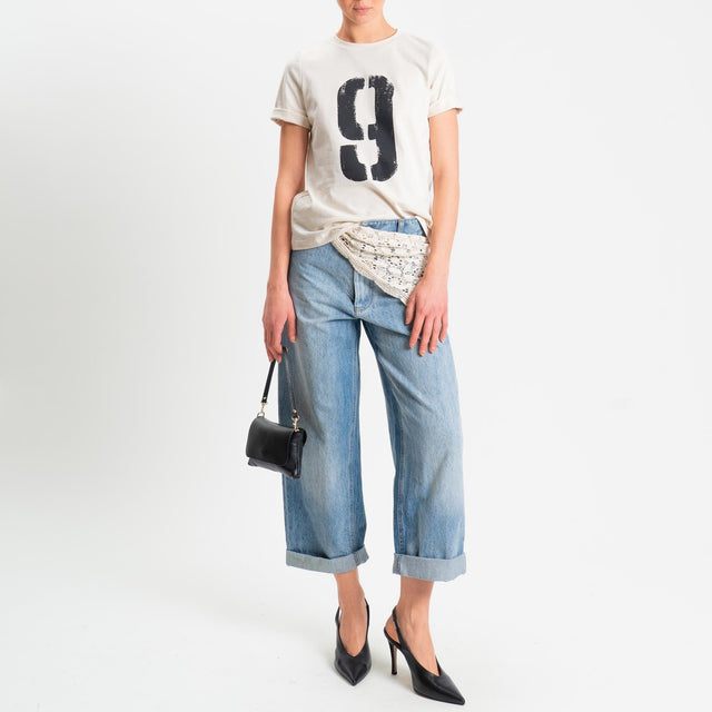 Philia Loft-T-shirt stampa n.9 - burro/nero