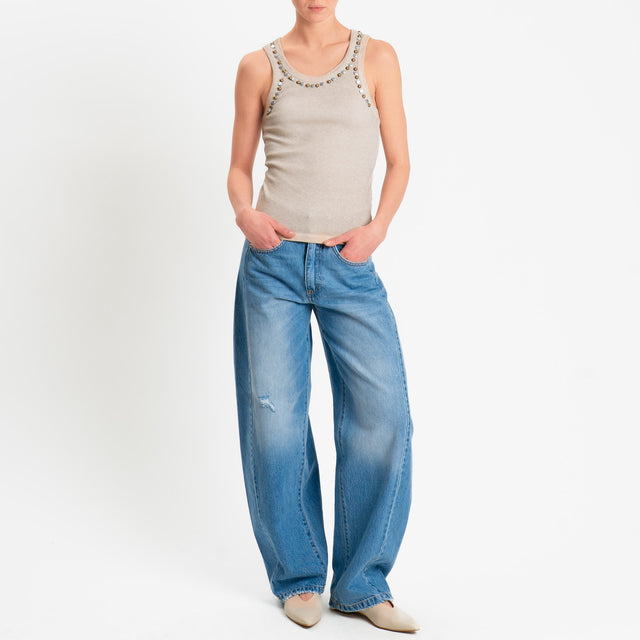 Philia Loft-Top a costine con borchie - sabbia