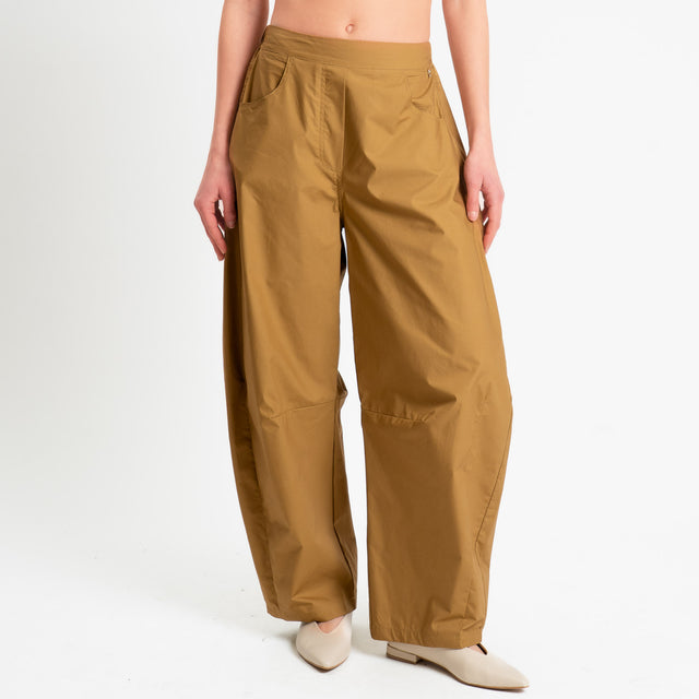 Philia Loft-Pantalone barrel in popeline - cognac