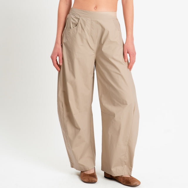 Philia Loft-Pantalone barrel in popeline di cotone- sabbia