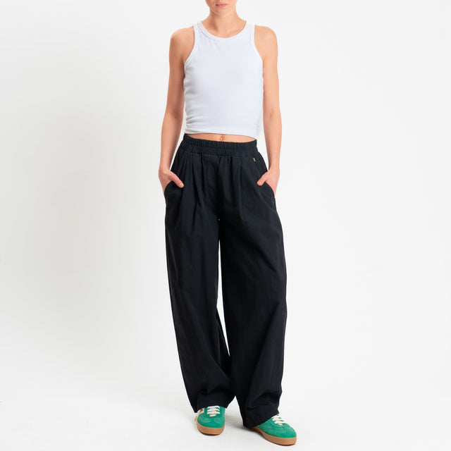 Philia Loft-Pantalone balloon elastico in vita - nero