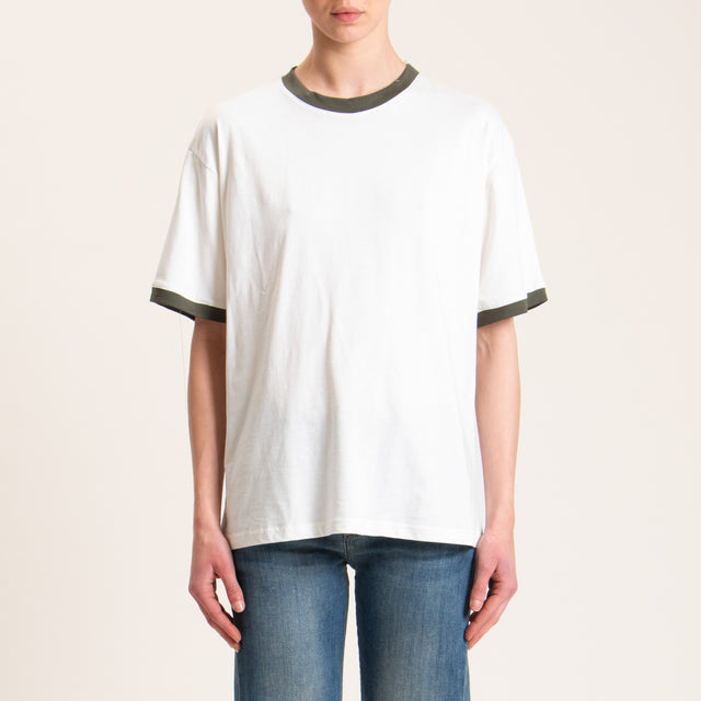 Souvenir-T-shirt bordi contrasto - militare/latte