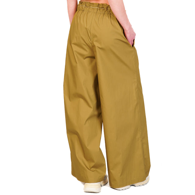 Pantalón de popelina con cordón ajustable - oliva