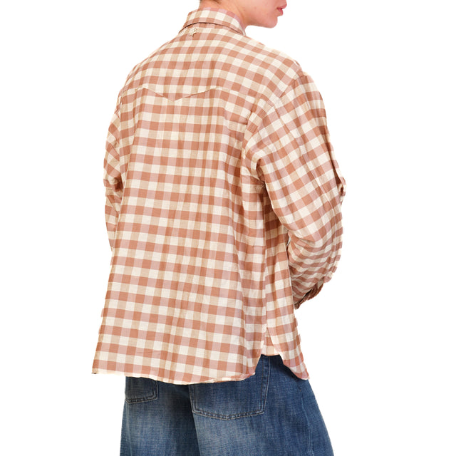 Camisa con estampado de cuadros estilo souvenir y bolo - Rosa/Leche/Beige