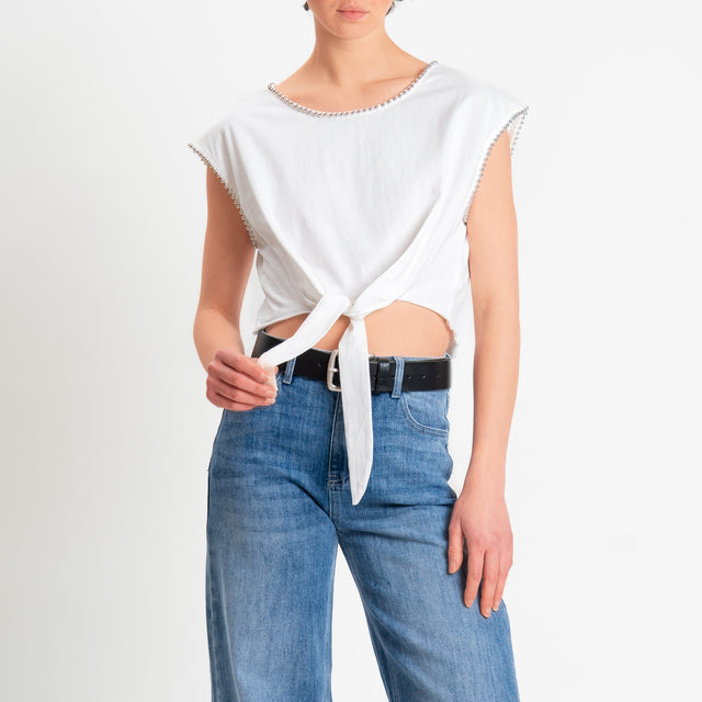 Souvenir-T-shirt smanicata con borchie - bianco