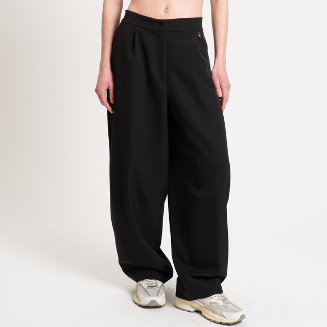 Souvenir-Pantalone barrel elastico dietro - nero