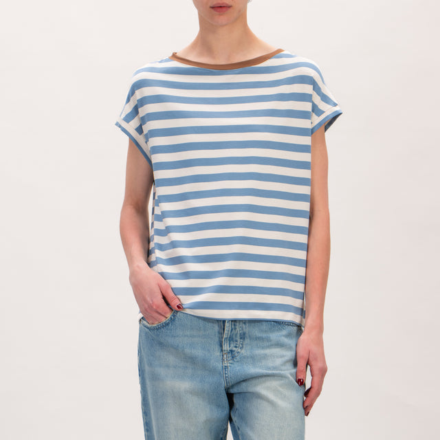 Dixie-T-shirt girocollo a righe - tabacco/jeans/latte