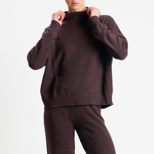 Tensione in-Completo maglia collo montato + pantalone - moro