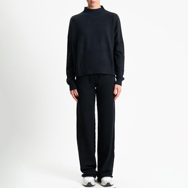 Tensione in-Completo maglia collo montato + pantalone - nero