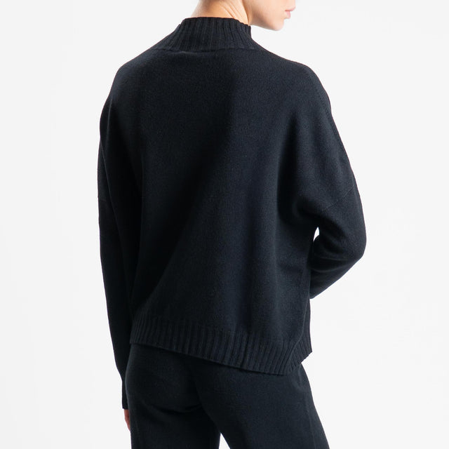 Tensione in-Completo maglia collo montato + pantalone - nero