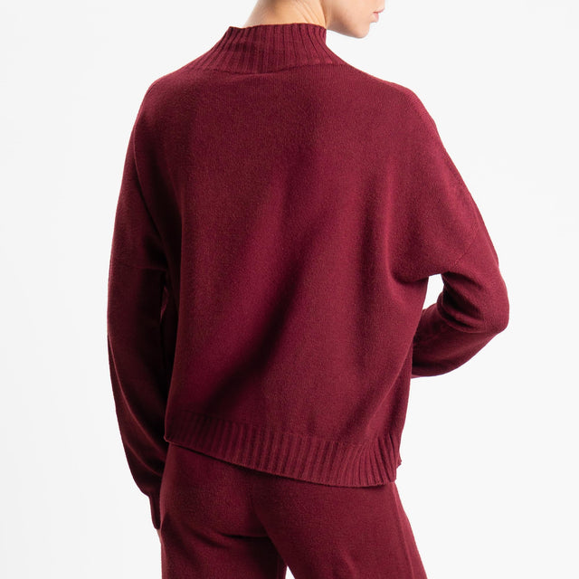 Tensione in-Completo maglia collo montato + pantalone - vino