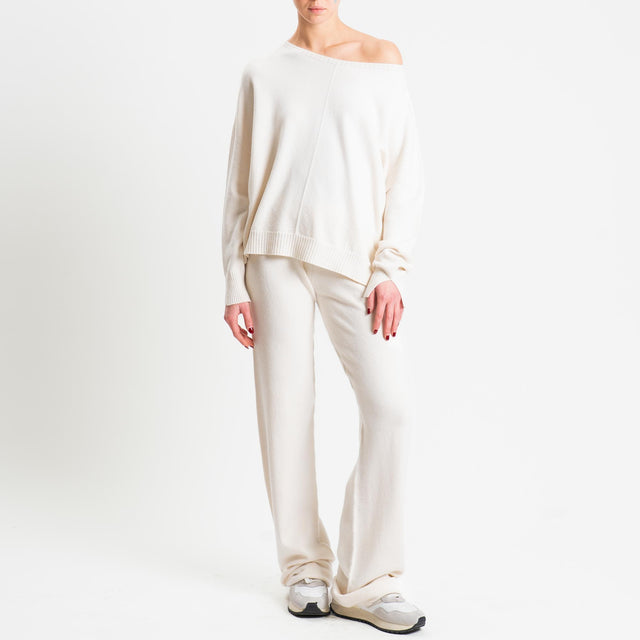 Tensione in-Completo maglia scollo barca + pantalone - crema