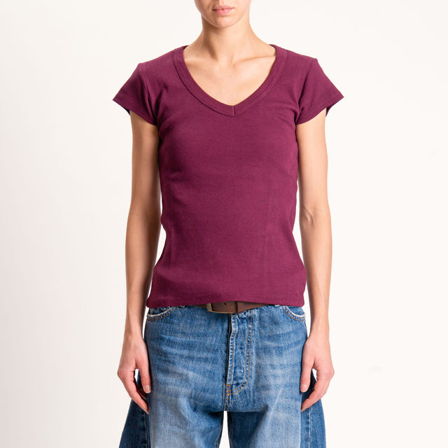 Tensione in-T-shirt scollo v a costine - vino