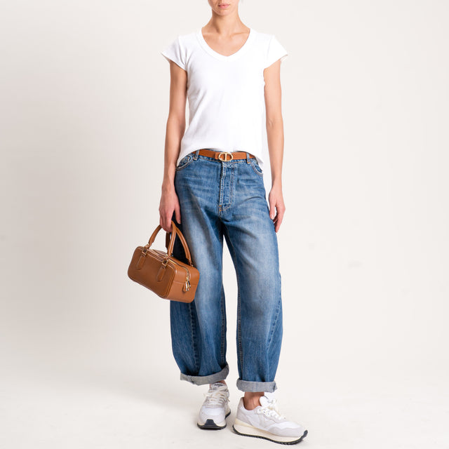 Tensione in-T-shirt scollo v a costine - latte