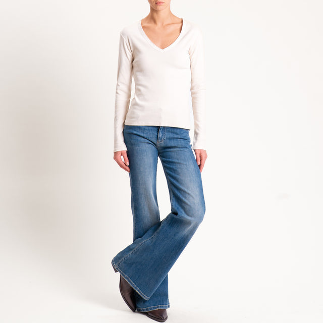 Tensione in-T-shirt scollo v a costine maniche lunghe - burro