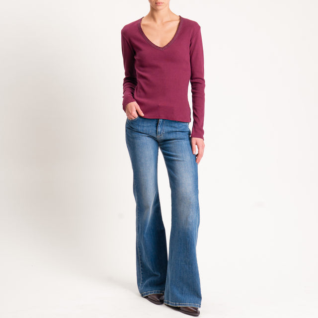 Tensione in-T-shirt scollo v a costine maniche lunghe - vino