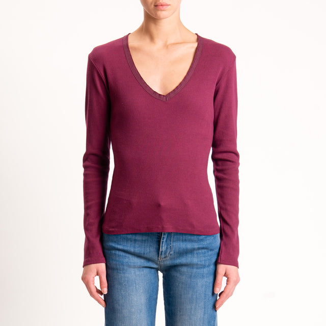 Tensione in-T-shirt scollo v a costine maniche lunghe - vino