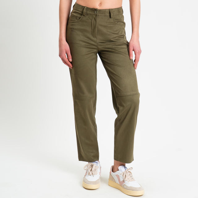 Tensione in-Pantalone cinque tasche effetto suede - militare