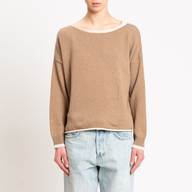 Tensione in-Maglia scatola bordi a contrasto - camel/panna