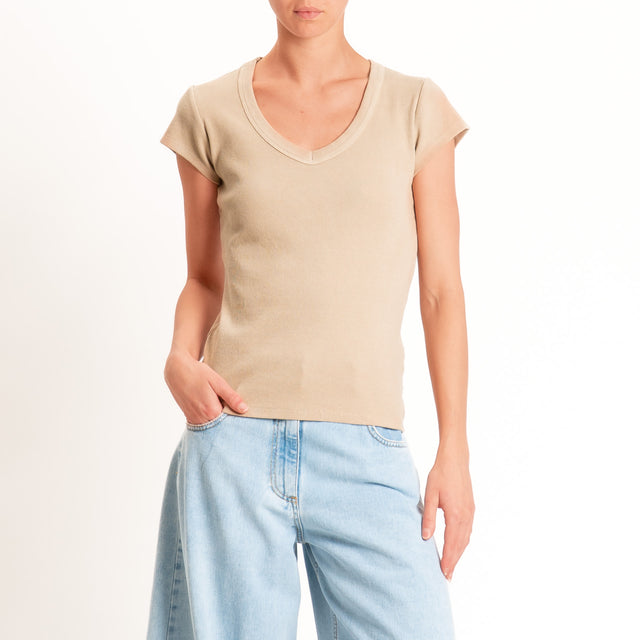 Tensione in-T-shirt scollo v a costine - safari