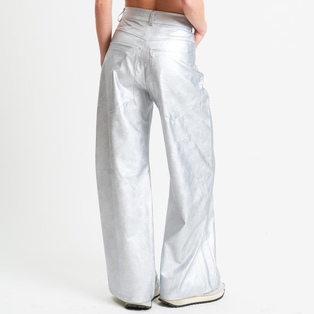 Tensione in-Pantalone GIUSI similpelle wide leg - laminato argento