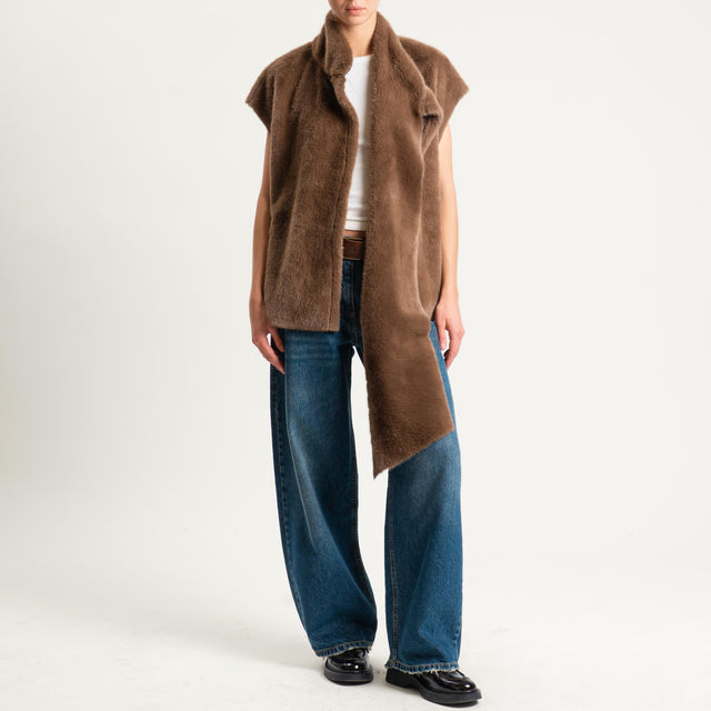 Tensione in-Gilet ecopellicia con sciarpa - moro