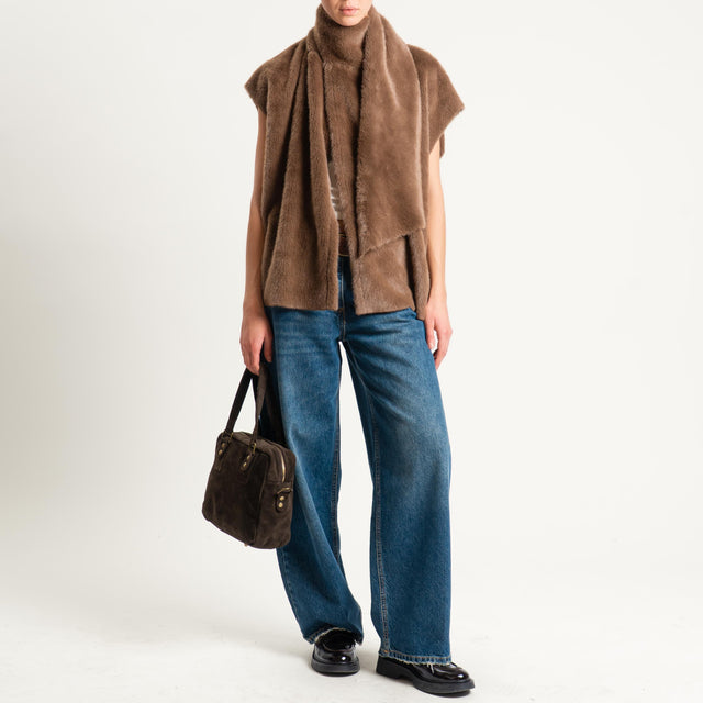 Tensione in-Gilet ecopellicia con sciarpa - moro
