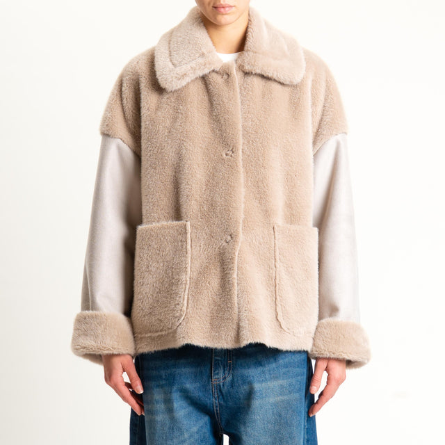 Tensione in-Ecomontone - sand