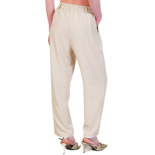 Tensione in-Completo giacca e pantalone tessuto fluido - sand