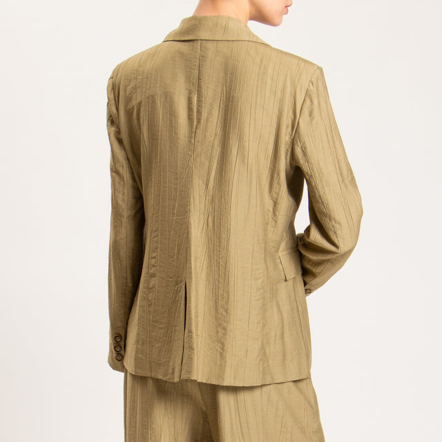 Tensione in-Completo giacca + pantalone viscosa goffrato - salvia