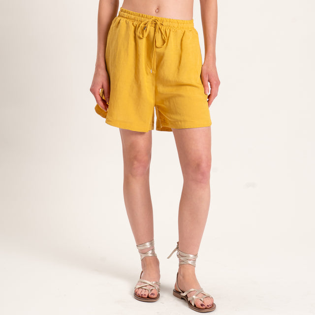 Tensione in-Completo camicia e shorts misto lino - zafferano